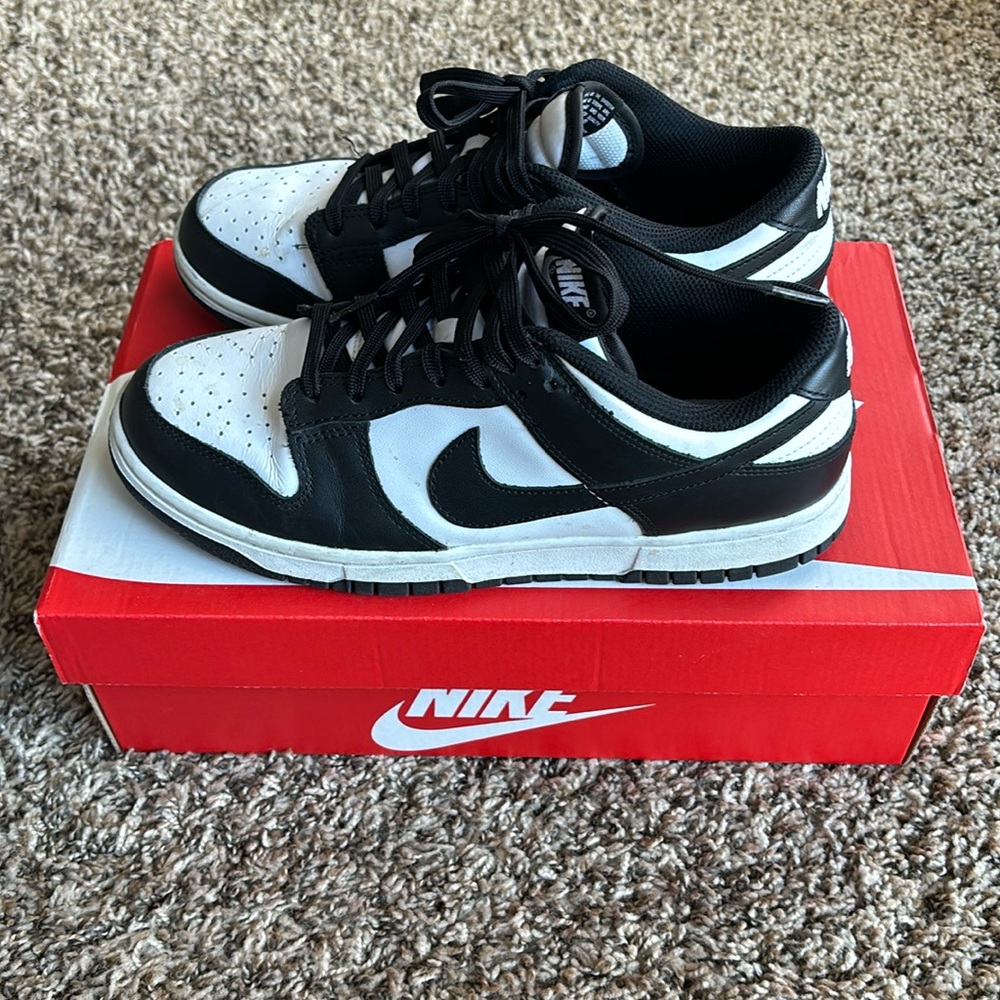 Nike Dunk Pandas